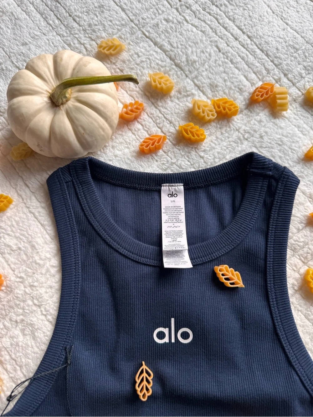 ALO Yoga Women Navy Crop Tank Top - Navy